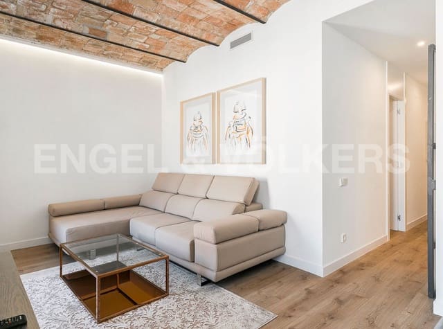 2 soveværelse Lejlighed til leje i La Dreta de L'Eixample, Barcelona by - € 2.200 (Ref: 9158877)