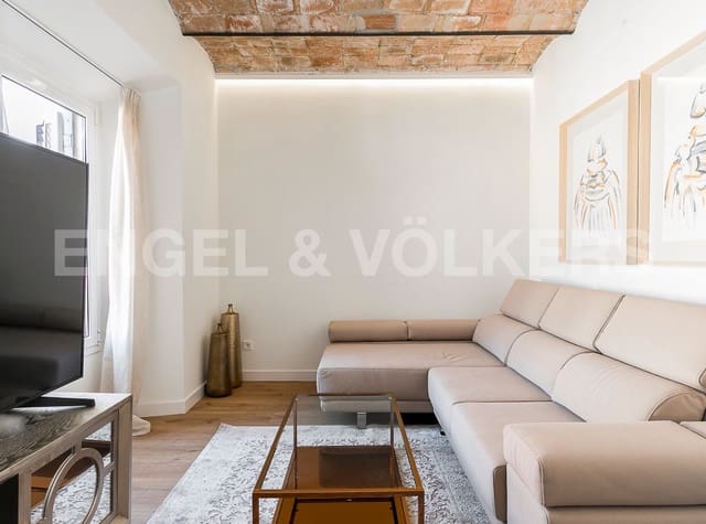 2 soveværelse Lejlighed til leje i La Dreta de L'Eixample, Barcelona by - € 2.200 (Ref: 9158877)