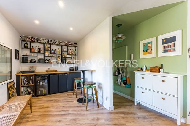 3 soveværelse Lejlighed til leje i Provençals del Poblenou, Barcelona by - € 2.500 (Ref: 9161500)