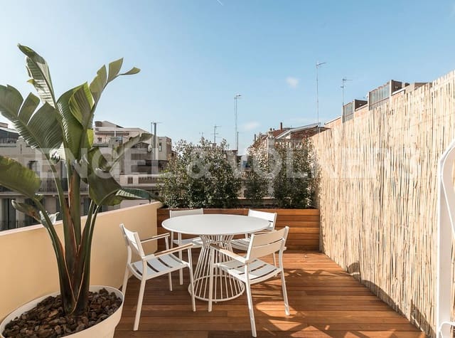 1 bedroom Penthouse for rent in La Vila de Gràcia, Barcelona city - € 2,750 (Ref: 9161502)