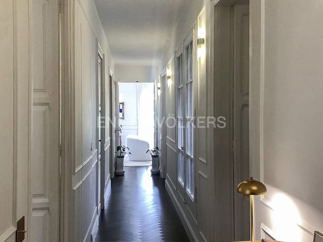3 soveværelse Lejlighed til leje i La Dreta de L'Eixample, Barcelona by - € 2.600 (Ref: 9161636)