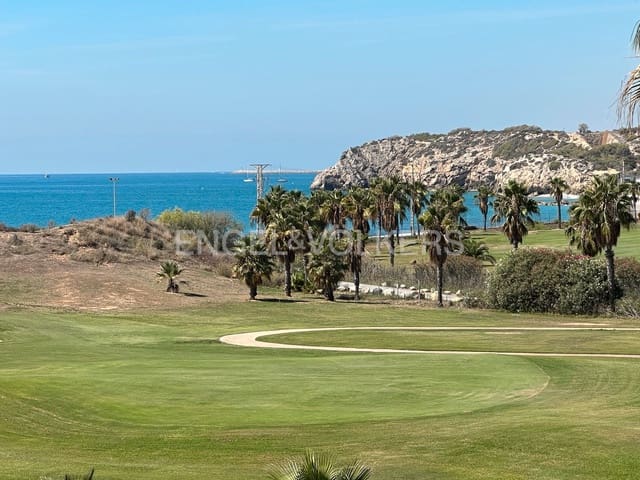 4 soveværelse Penthouse til leje i Sitges med swimmingpool garage - € 5.500 (Ref: 9161746)