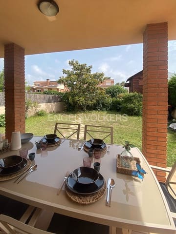 5 soveværelse Semi-Rækkehus til leje i Sant Pere de Ribes med swimmingpool garage - € 4.500 (Ref: 9170689)