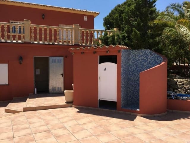 8 bedroom Villa for sale in Pueblo - Urbanizaciones, Alfaz del Pi / L'Alfàs del Pi with pool garage - € 1,100,000 (Ref: 7868860)