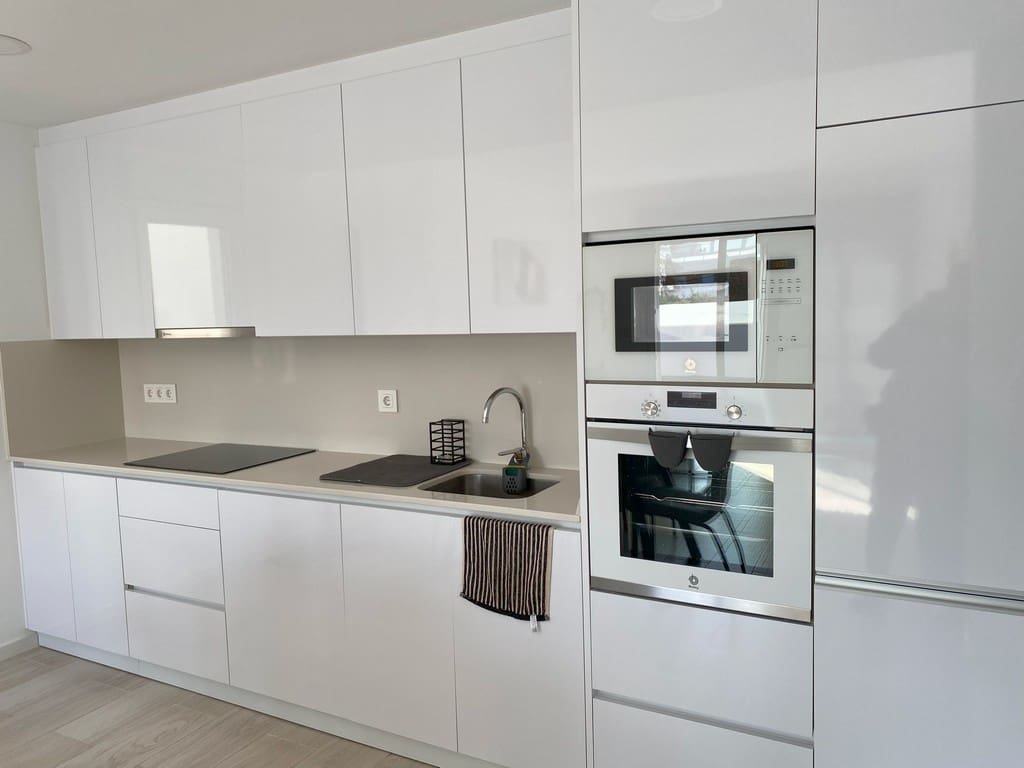 3 soveværelse Villa til salg i Avileses med swimmingpool - € 259.500 (Ref: 8776964)