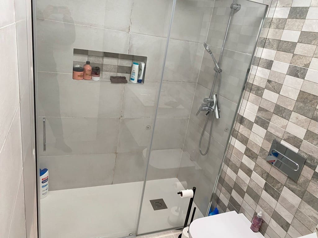 3 soveværelse Villa til salg i Avileses med swimmingpool - € 259.500 (Ref: 8776964)