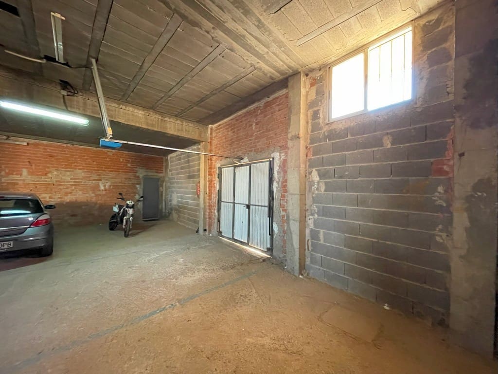 4 soverom Kjedet enebolig til salgs i La Union med garasje - € 370 000 (Ref: 8823810)