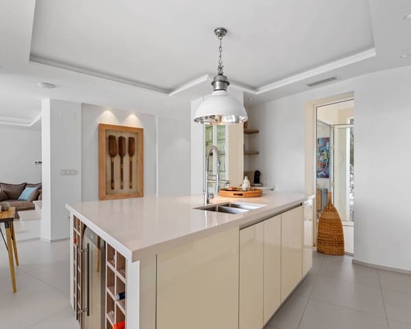 4 soverom Villa til salgs i Ciudad Quesada, Rojales med svømmebasseng garasje - € 1 499 999 (Ref: 8959821)