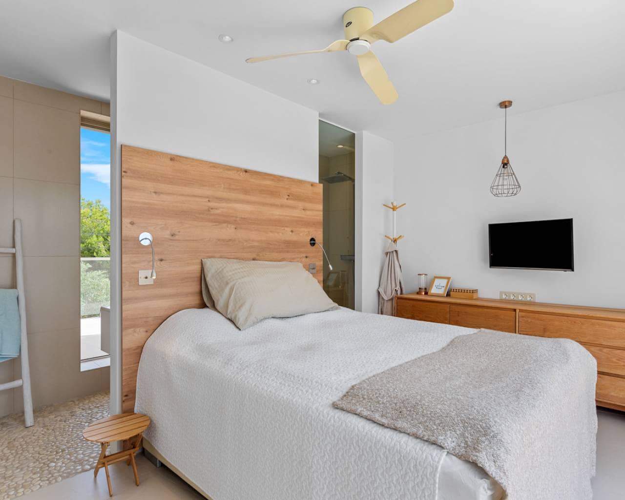 4 soverom Villa til salgs i Ciudad Quesada med svømmebasseng garasje - € 1 499 999 (Ref: 8959821)