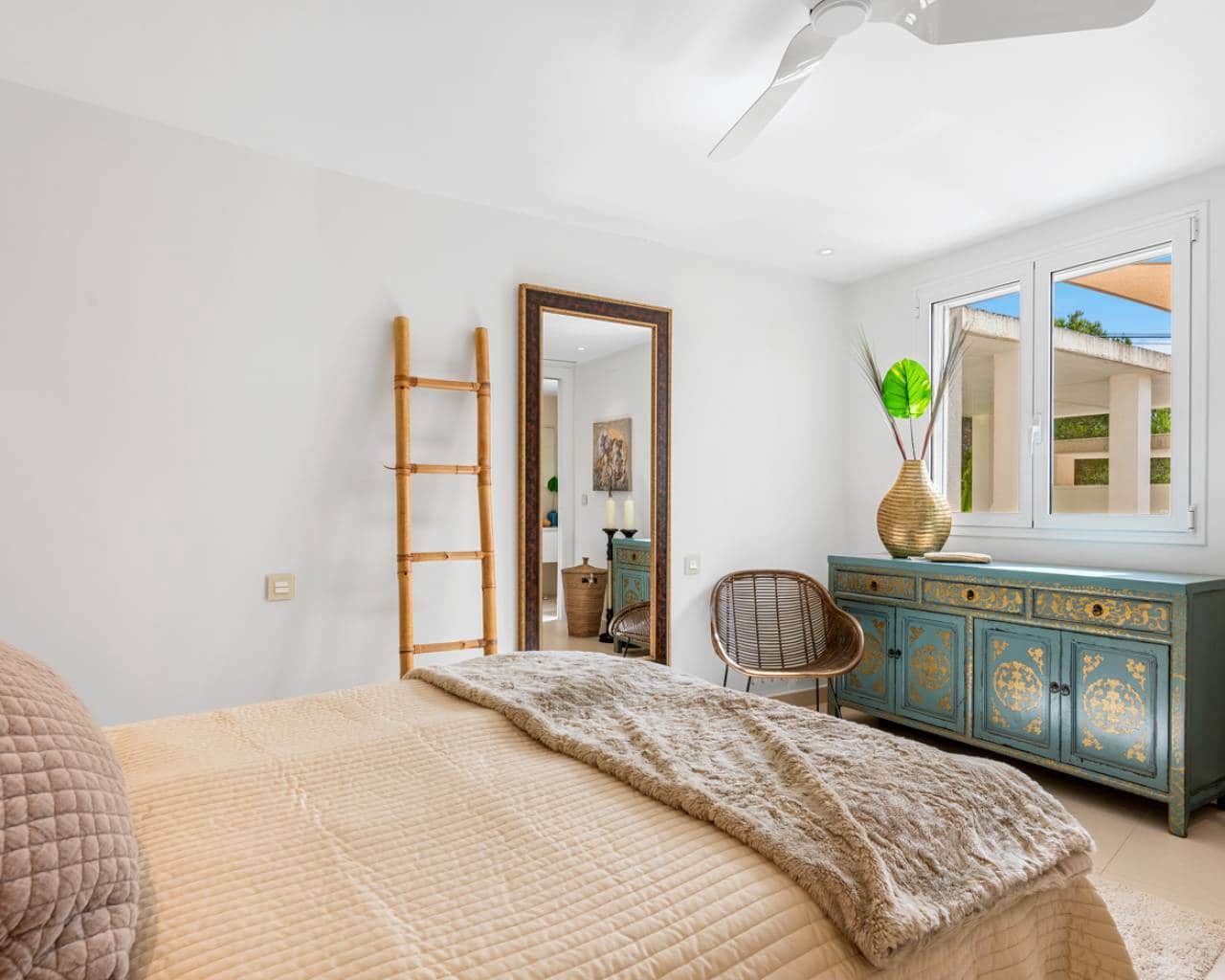 4 soverom Villa til salgs i Ciudad Quesada med svømmebasseng garasje - € 1 499 999 (Ref: 8959821)