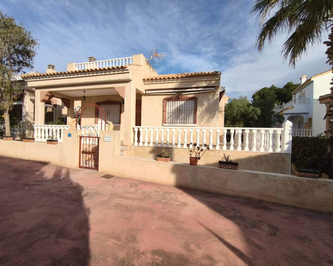 2 bedroom Villa for sale in Algorfa with pool garage - € 198,000 (Ref: 8959836)