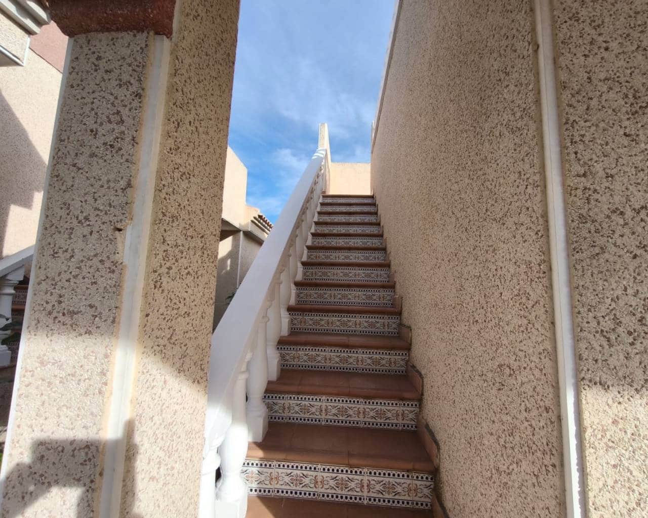 2 bedroom Villa for sale in Algorfa with pool garage - € 198,000 (Ref: 8959836)