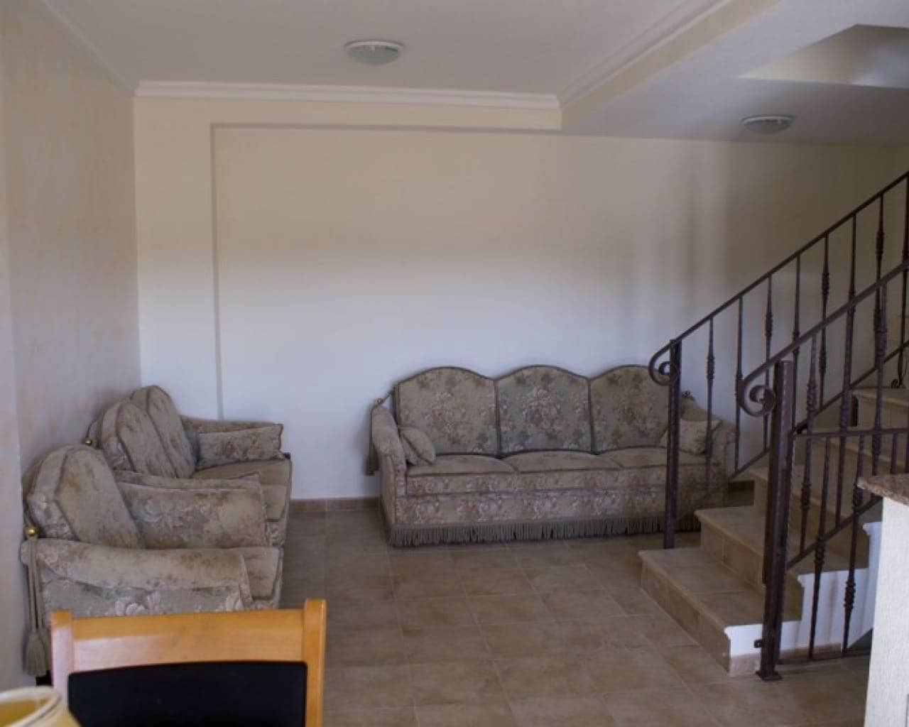 4 sypialnia Willa na sprzedaż w Guardamar del Segura z basenem garażem - 249 995 € (Ref: 8959839)