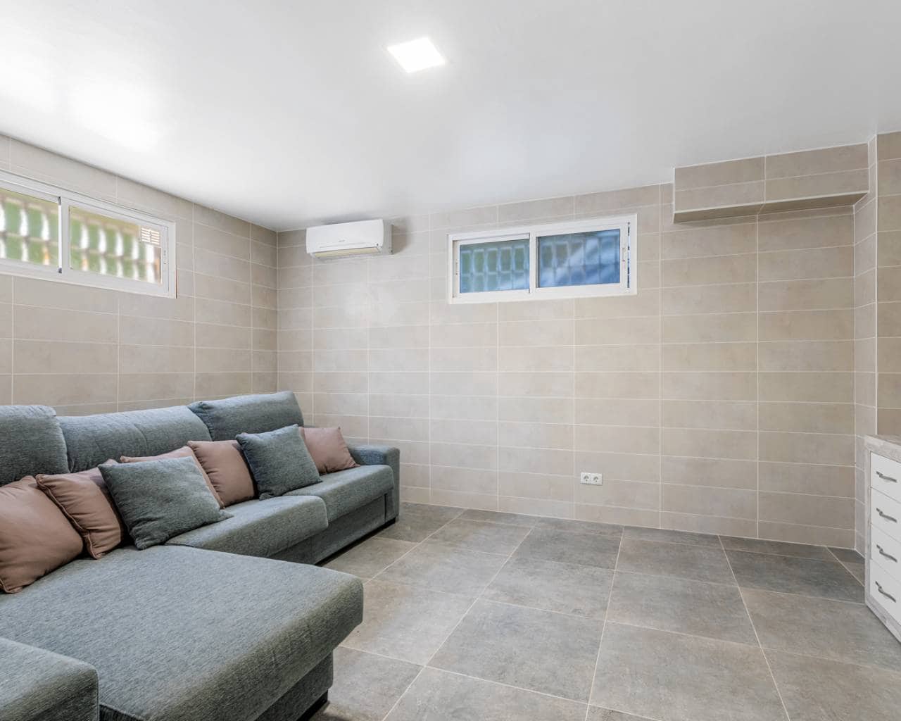 5 Zimmer Villa zu verkaufen in Ciudad Quesada mit Pool Garage - 680.000 € (Ref: 8959841)