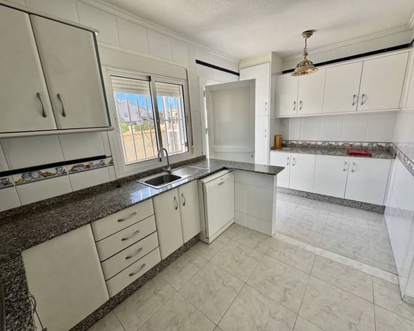 4 Zimmer Villa zu verkaufen in Ciudad Quesada, Rojales mit Pool Garage - 375.000 € (Ref: 8959843)