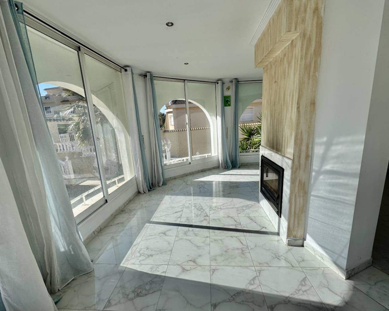 4 soveværelse Villa til salg i Ciudad Quesada med swimmingpool garage - € 375.000 (Ref: 8959843)