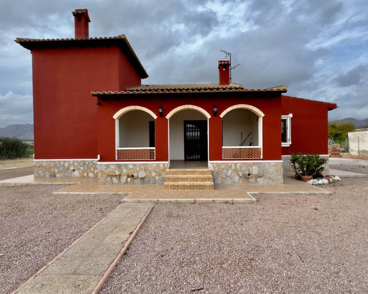 3 soveværelse Finca/Landehus til salg i Orihuela med swimmingpool garage - € 370.000 (Ref: 8959846)