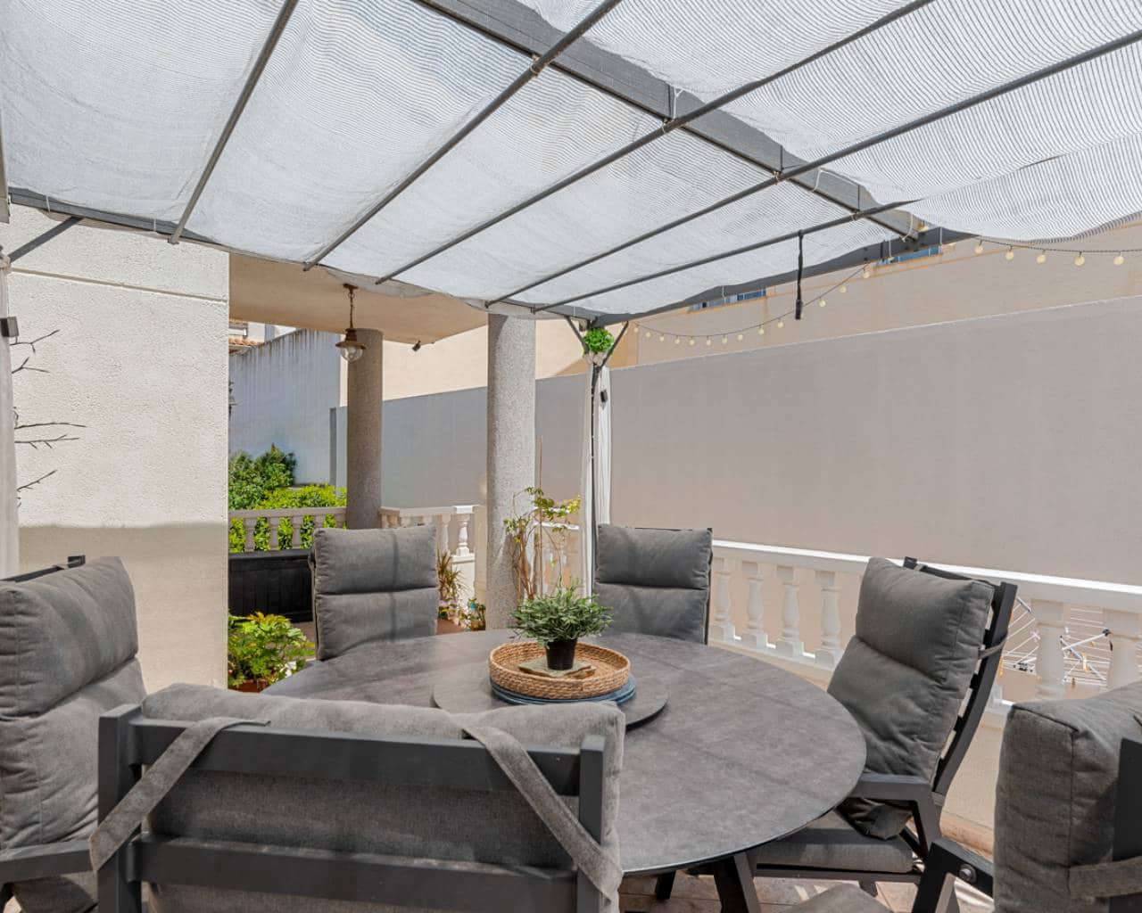 6 soverom Villa til salgs i Benijofar med svømmebasseng garasje - € 525 000 (Ref: 8959850)