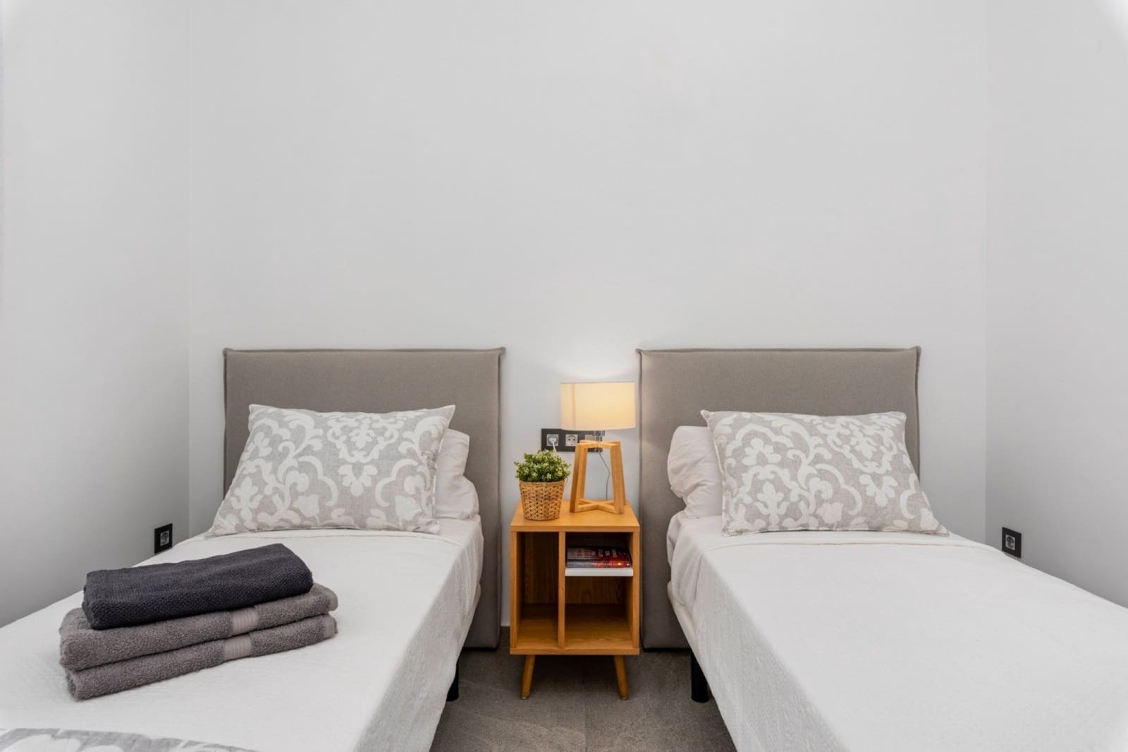 3 soverom Villa til salgs i Guardamar del Segura med svømmebasseng - € 445 000 (Ref: 8966342)