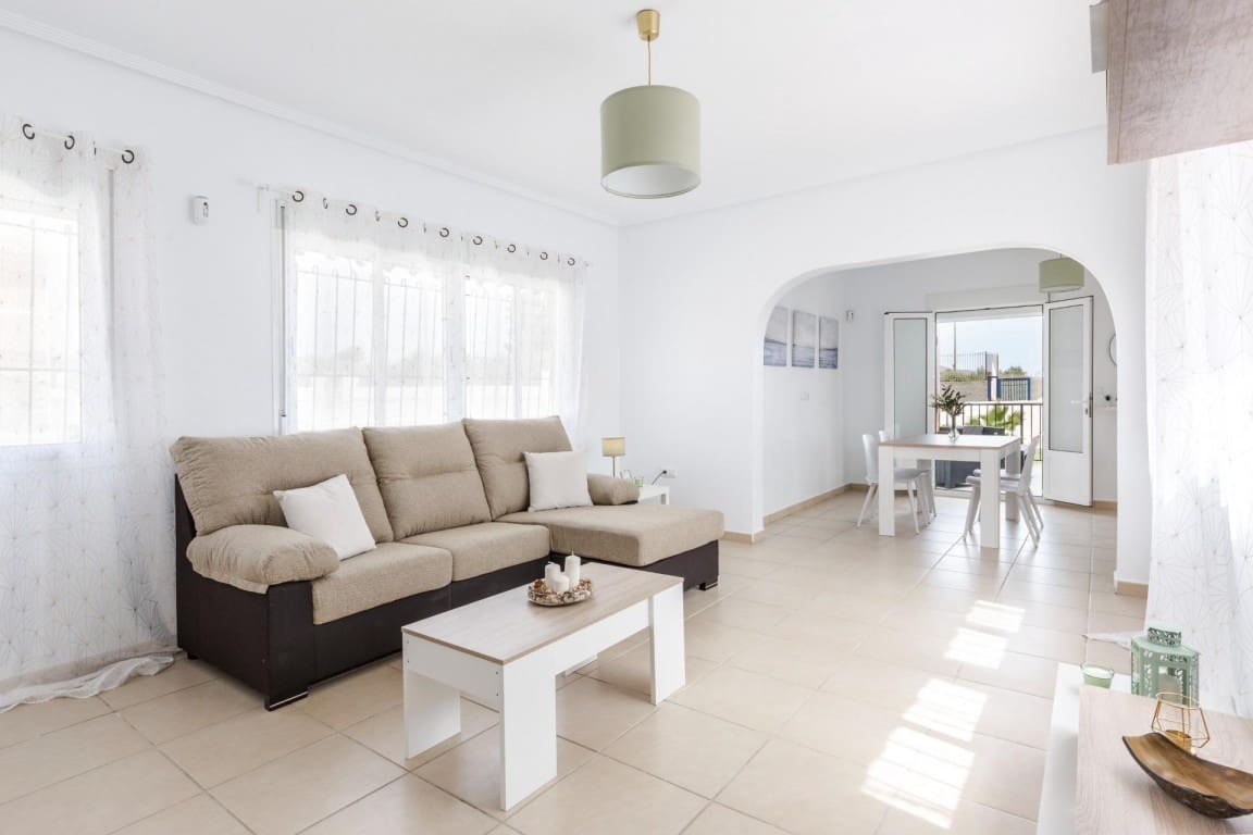 3 soveværelse Villa til salg i Gea y Truyols med swimmingpool - € 320.000 (Ref: 8966360)