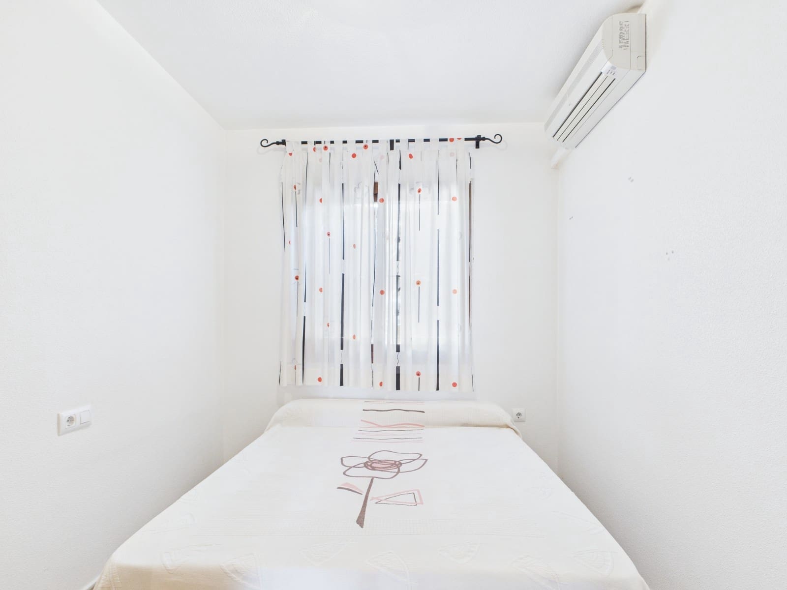 4 chambre Maison de Ville à vendre à Los Alcazares - 194 900 € (Ref: 8966401)