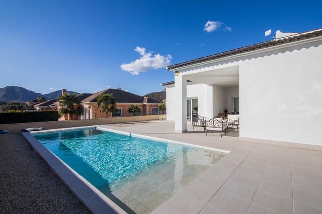 3 soverom Villa til salgs i Pinoso med svømmebasseng - € 317 000 (Ref: 8966418)