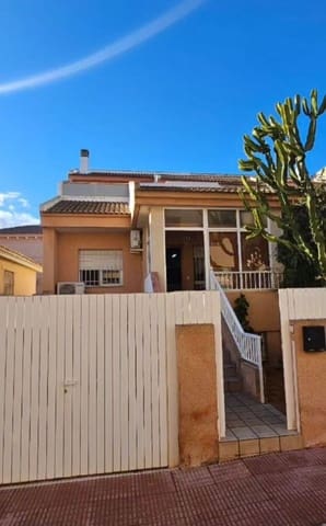 5 soverom Rekkehus til salgs i Centro, Los Alcázares - € 190 000 (Ref: 8966455)