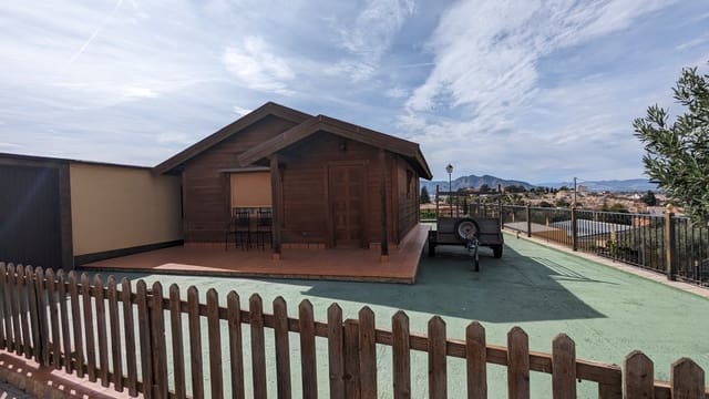 4 slaapkamer Villa te koop in Bigastro met zwembad garage - € 499.900 (Ref: 8966470)