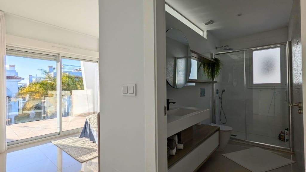 3 bedroom Semi-detached Villa for sale in Ciudad Quesada with pool - € 435,000 (Ref: 8966473)