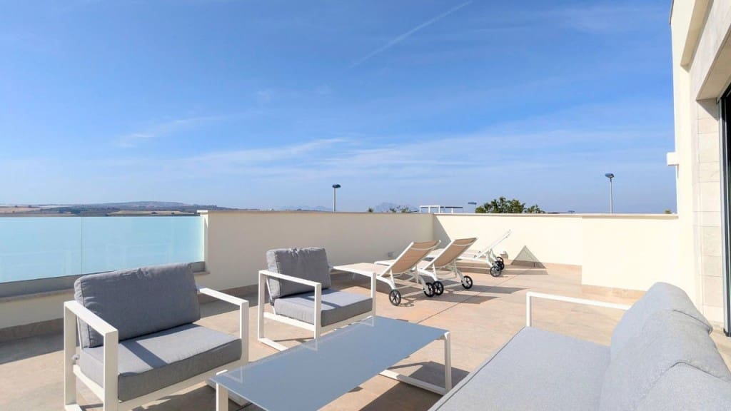 4 soverom Villa til salgs i Benijofar med svømmebasseng garasje - € 1 495 000 (Ref: 8966475)