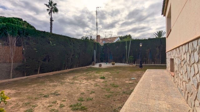 4 soveværelse Villa til salg i Mil Palmeras, Pilar de la Horadada med swimmingpool garage - € 690.000 (Ref: 8966478)