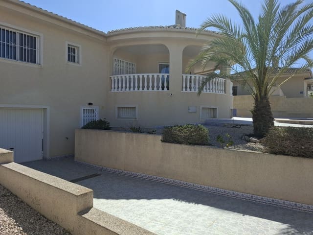 4 soverom Villa til salgs i Benijófar med svømmebasseng garasje - € 495 000 (Ref: 9000208)