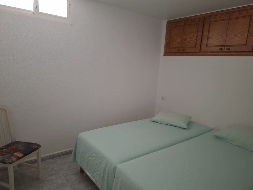 4 slaapkamer Villa te koop in Benijofar met zwembad garage - € 495.000 (Ref: 9000208)