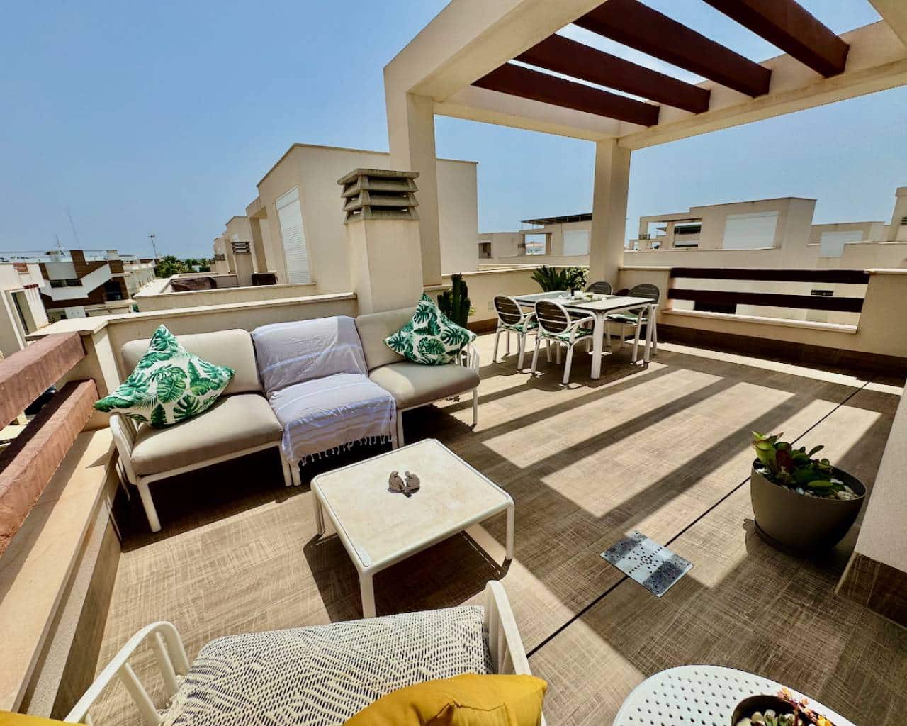 3 bedroom Villa for sale in Ciudad Quesada with pool - € 475,000 (Ref: 9086447)