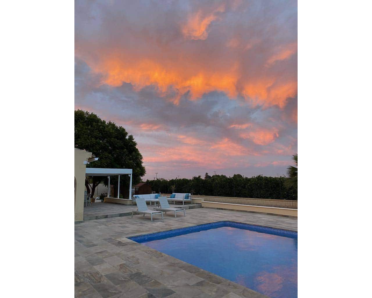 2 bedroom Finca/Country House for sale in Rafal with pool - € 395,000 (Ref: 9086453)