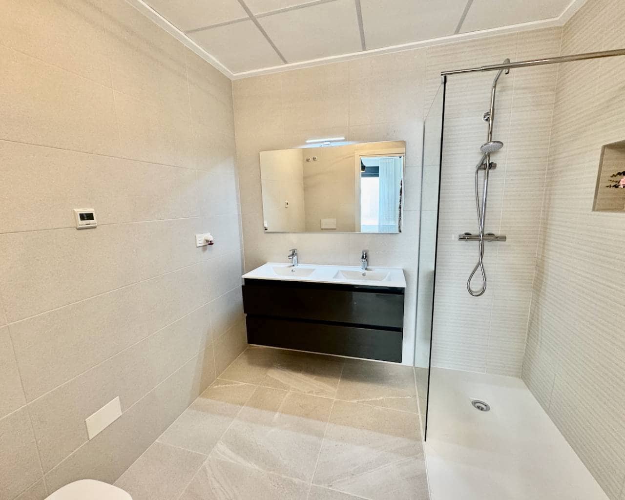 3 soveværelse Villa til salg i Los Montesinos med swimmingpool garage - € 342.000 (Ref: 9086467)