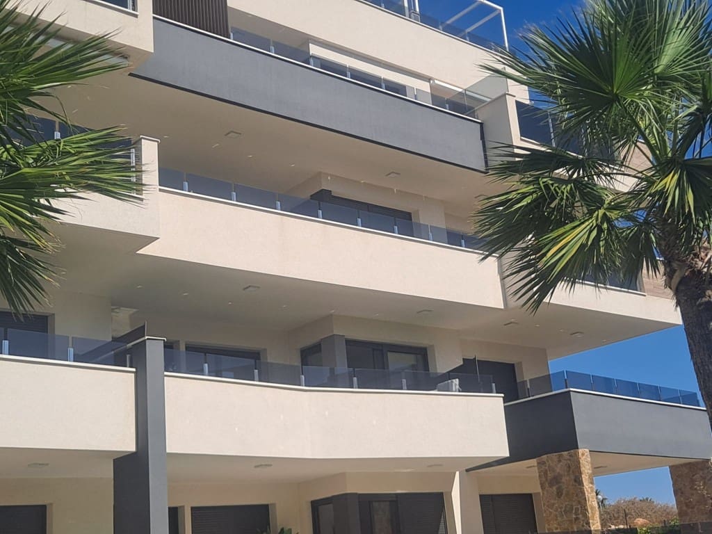 2 soverom Leilighet til salgs i Playa Flamenca med svømmebasseng garasje - € 339 000 (Ref: 9133371)