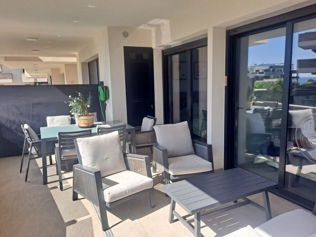 2 soverom Leilighet til salgs i Playa Flamenca med svømmebasseng garasje - € 339 000 (Ref: 9133371)
