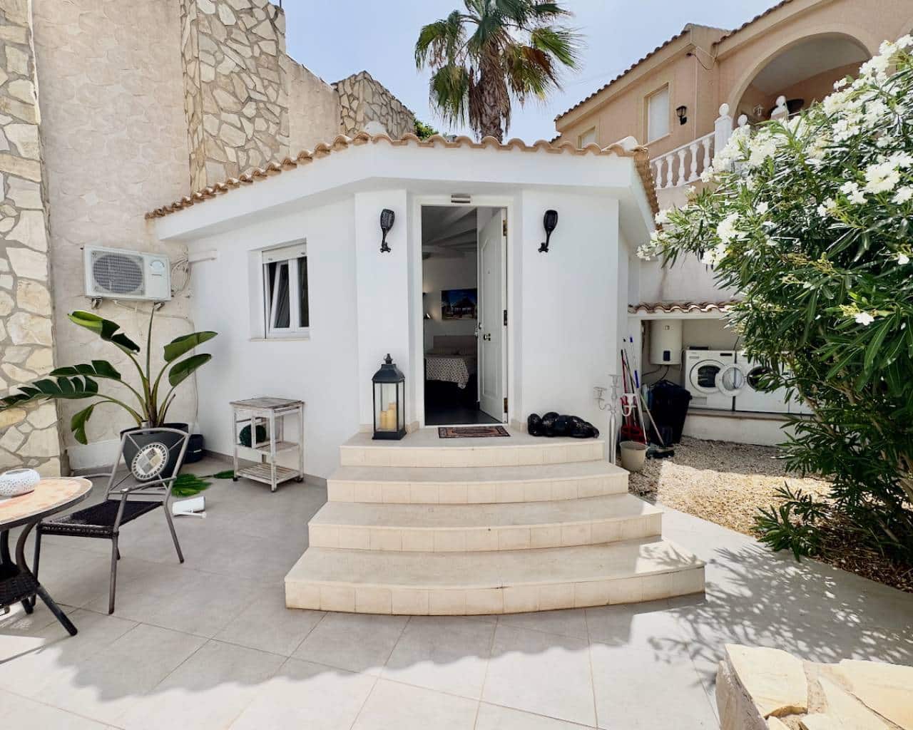 6 bedroom Villa for sale in Ciudad Quesada with pool garage - € 685,000 (Ref: 9133385)