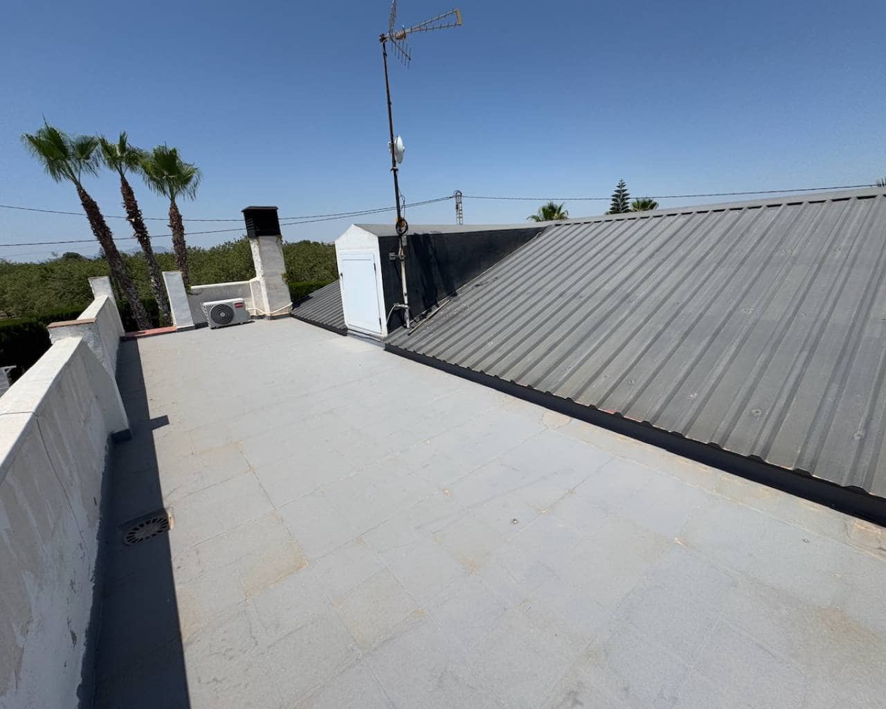 3 soveværelse Finca/Landehus til salg i Torrellano med swimmingpool garage - € 525.000 (Ref: 9133392)