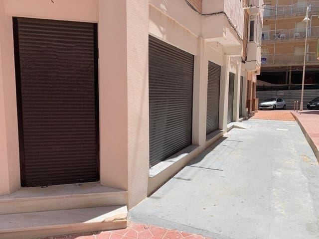 Commercial for sale in Guardamar Playa, Guardamar del Segura - € 130,000 (Ref: 9133412)