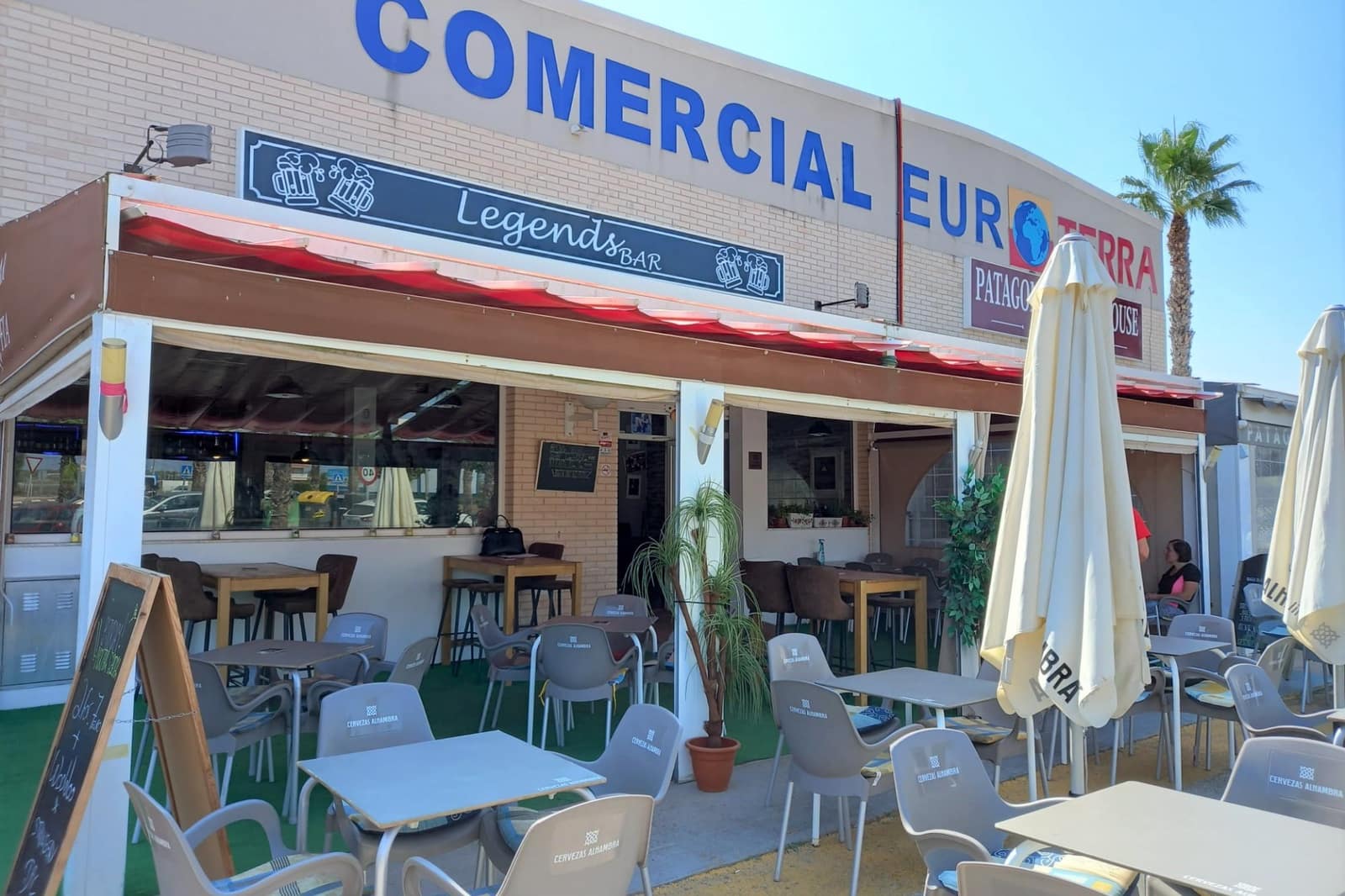 Commercial for sale in Guardamar del Segura with garage - € 200,000 (Ref: 9133414)