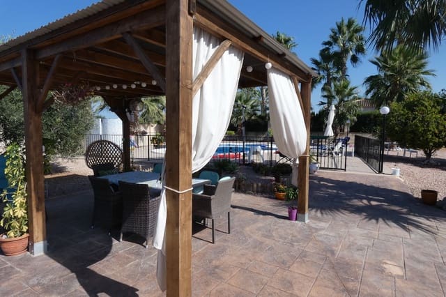 3 makuuhuone Maalaistalo myytävänä paikassa Rafal mukana uima-altaan - 349 000 € (Ref: 9283242)