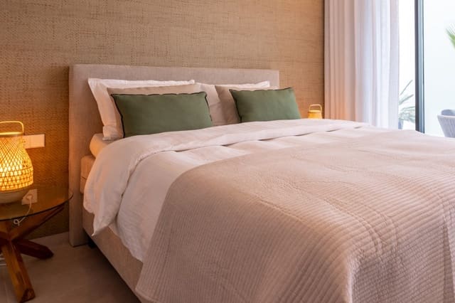 4 bedroom Villa for sale in Ciudad Quesada, Rojales with pool - € 895,000 (Ref: 9283323)