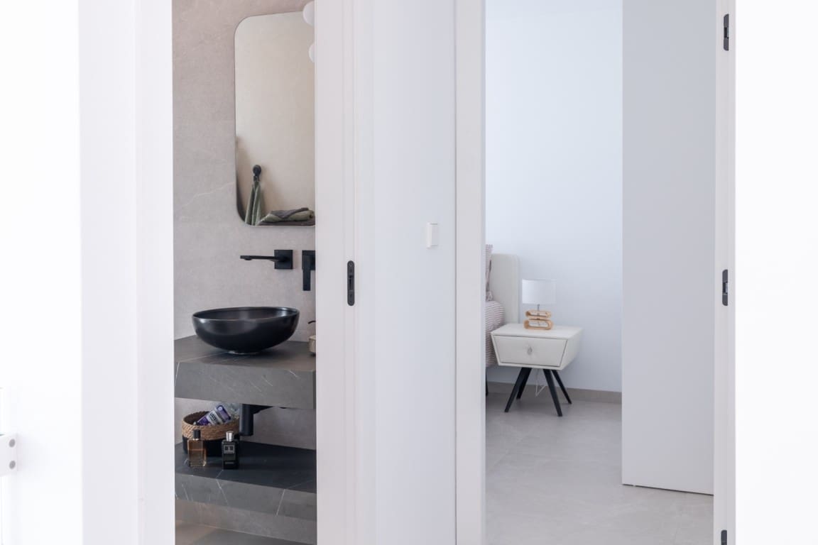 4 bedroom Villa for sale in Rojales with pool - € 895,000 (Ref: 9283323)