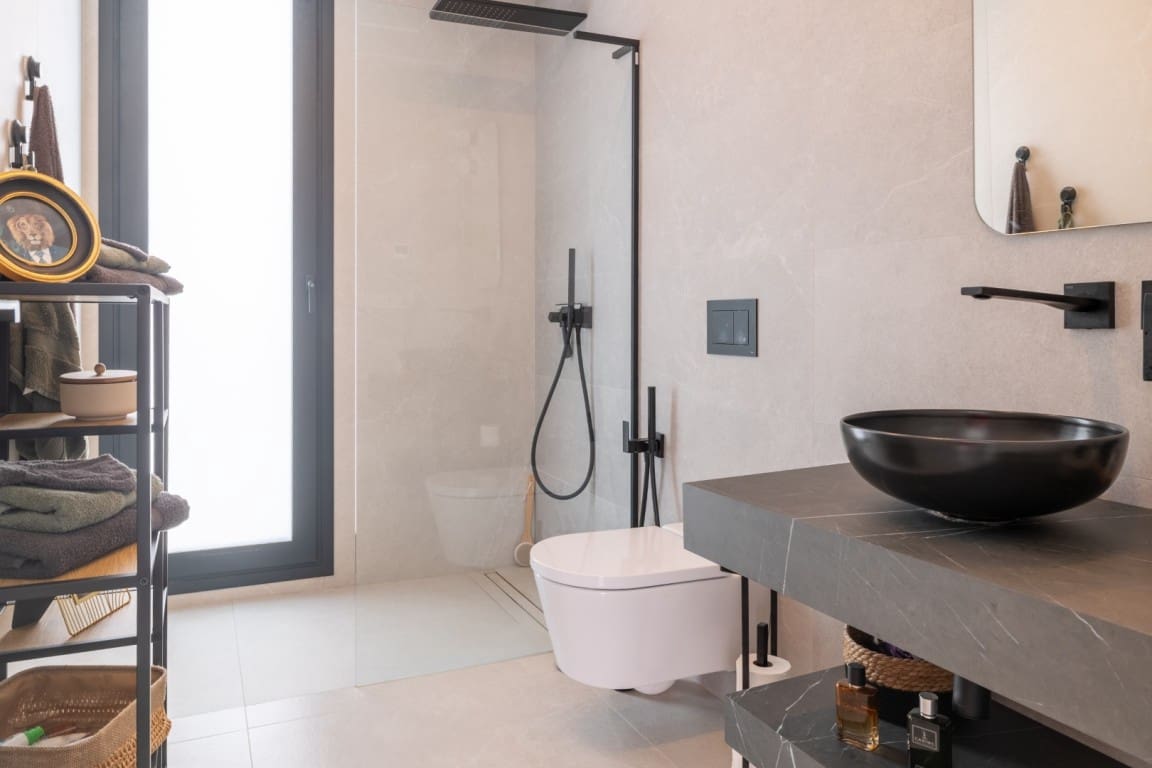 4 bedroom Villa for sale in Rojales with pool - € 895,000 (Ref: 9283323)