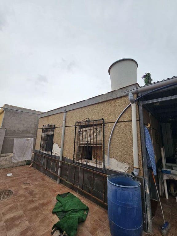 5 makuuhuone Huvila myytävänä paikassa Bahia Bella mukana 
autotalli - 180 000 € (Ref: 9462658)