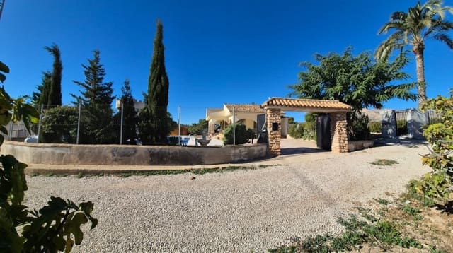 3 sovrum Villa till salu i Albatera med pool - 239 000 € (Ref: 9462663)