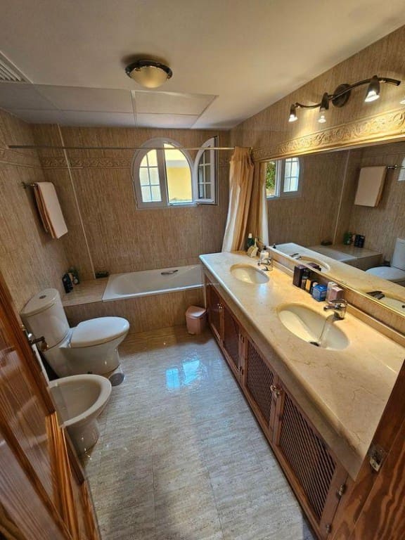 3 soveværelse Villa til salg i Playa Honda med swimmingpool - € 500.000 (Ref: 9462667)