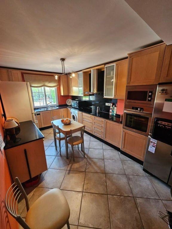 3 soveværelse Villa til salg i Playa Honda med swimmingpool - € 500.000 (Ref: 9462667)